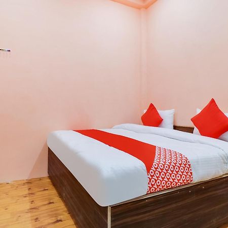 Super Hotel O Spot On Yash Paying Guest House Kakarmatha Exterior foto