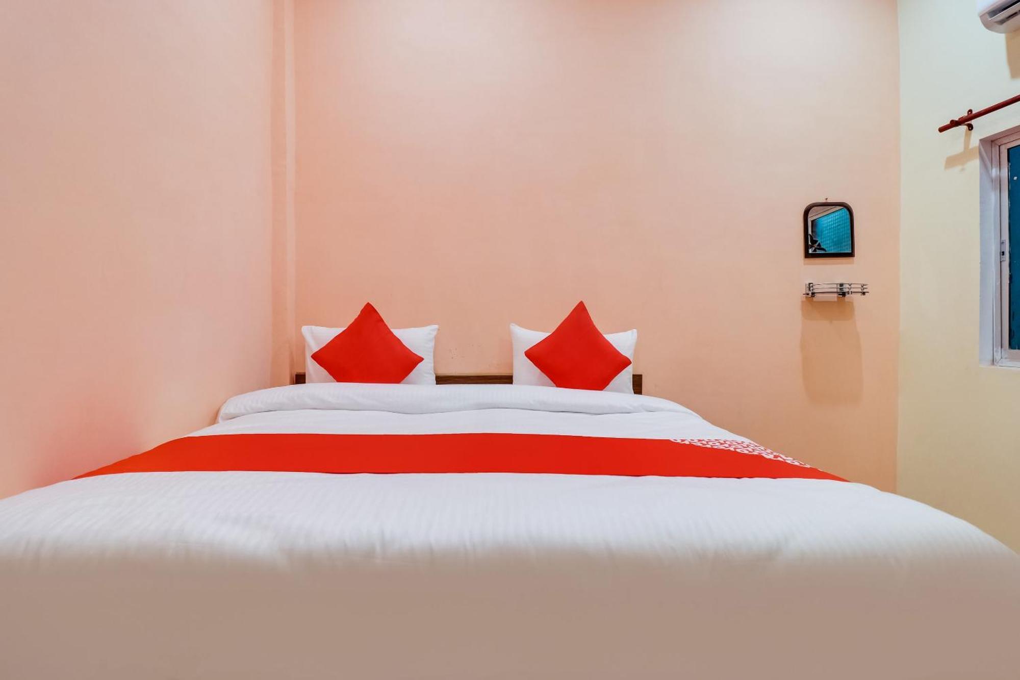 Super Hotel O Spot On Yash Paying Guest House Kakarmatha Exterior foto